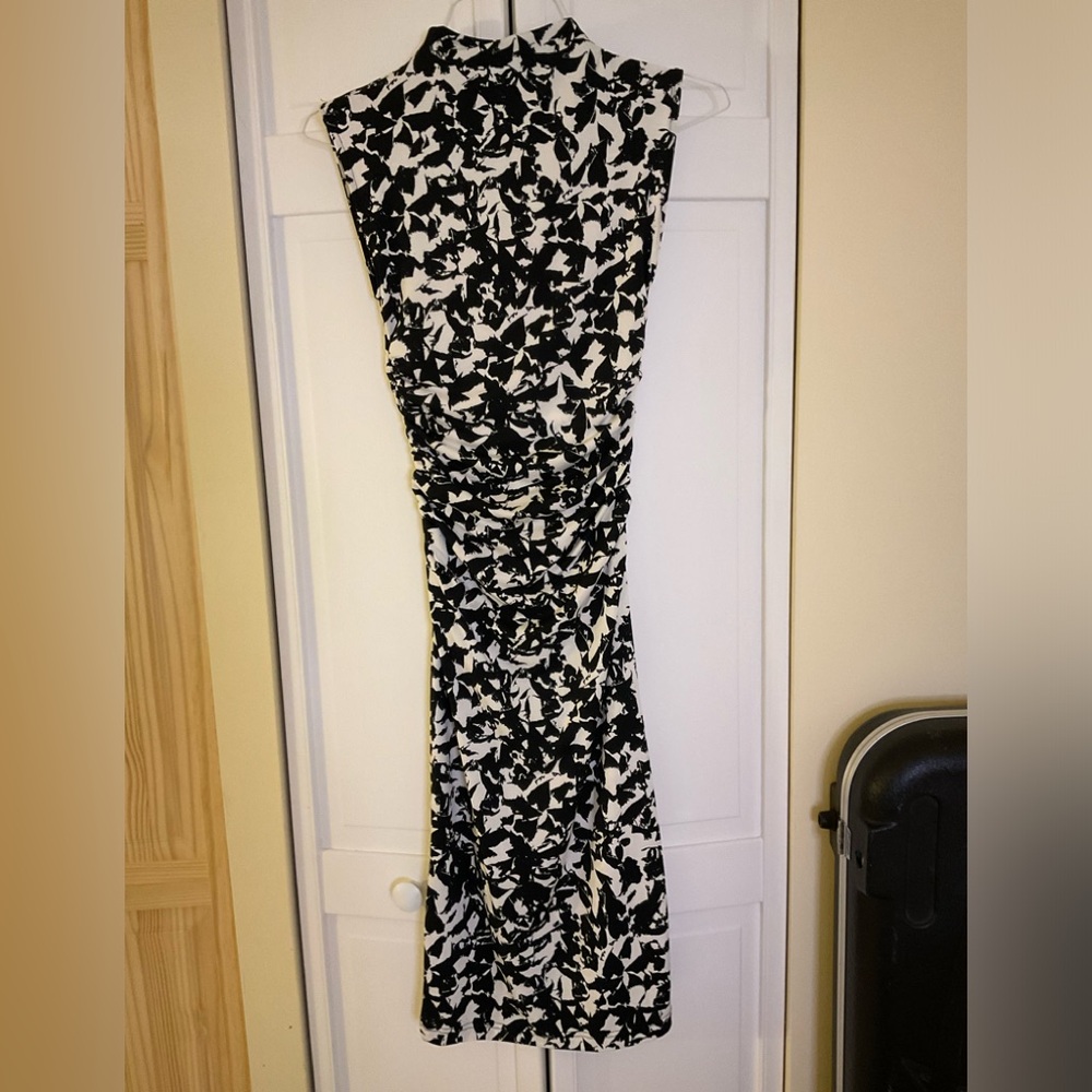 ❌FINAL❌ H&M Patterned Dress - Picture 4 of 6